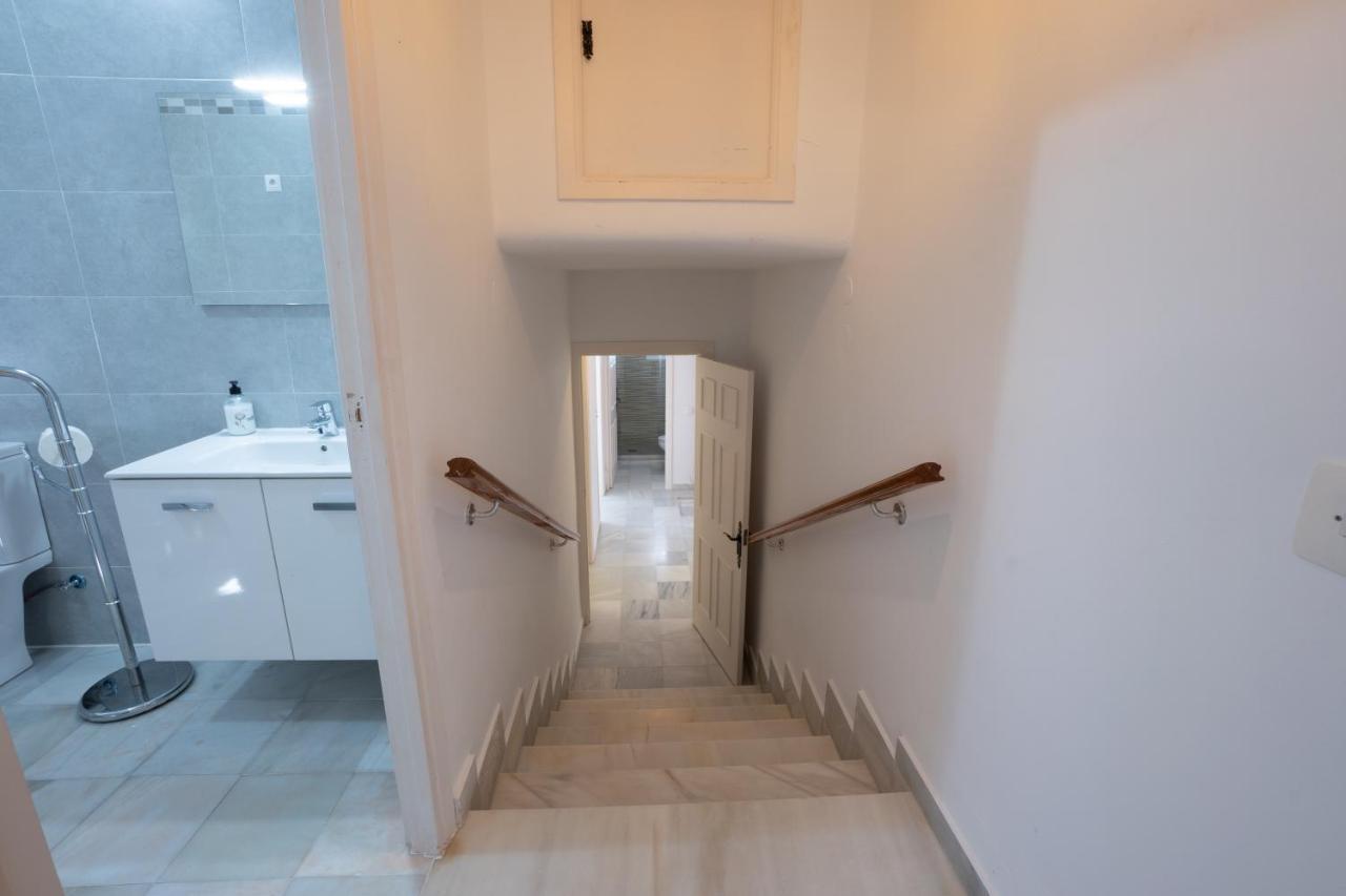 Private Heated Pool, Jacuzzi & 1225M2 Garden In Villa Cipreses Frigiliana Kültér fotó