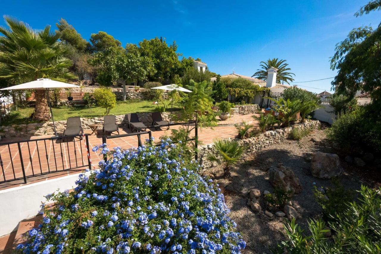 Private Heated Pool, Jacuzzi & 1225M2 Garden In Villa Cipreses Frigiliana Kültér fotó