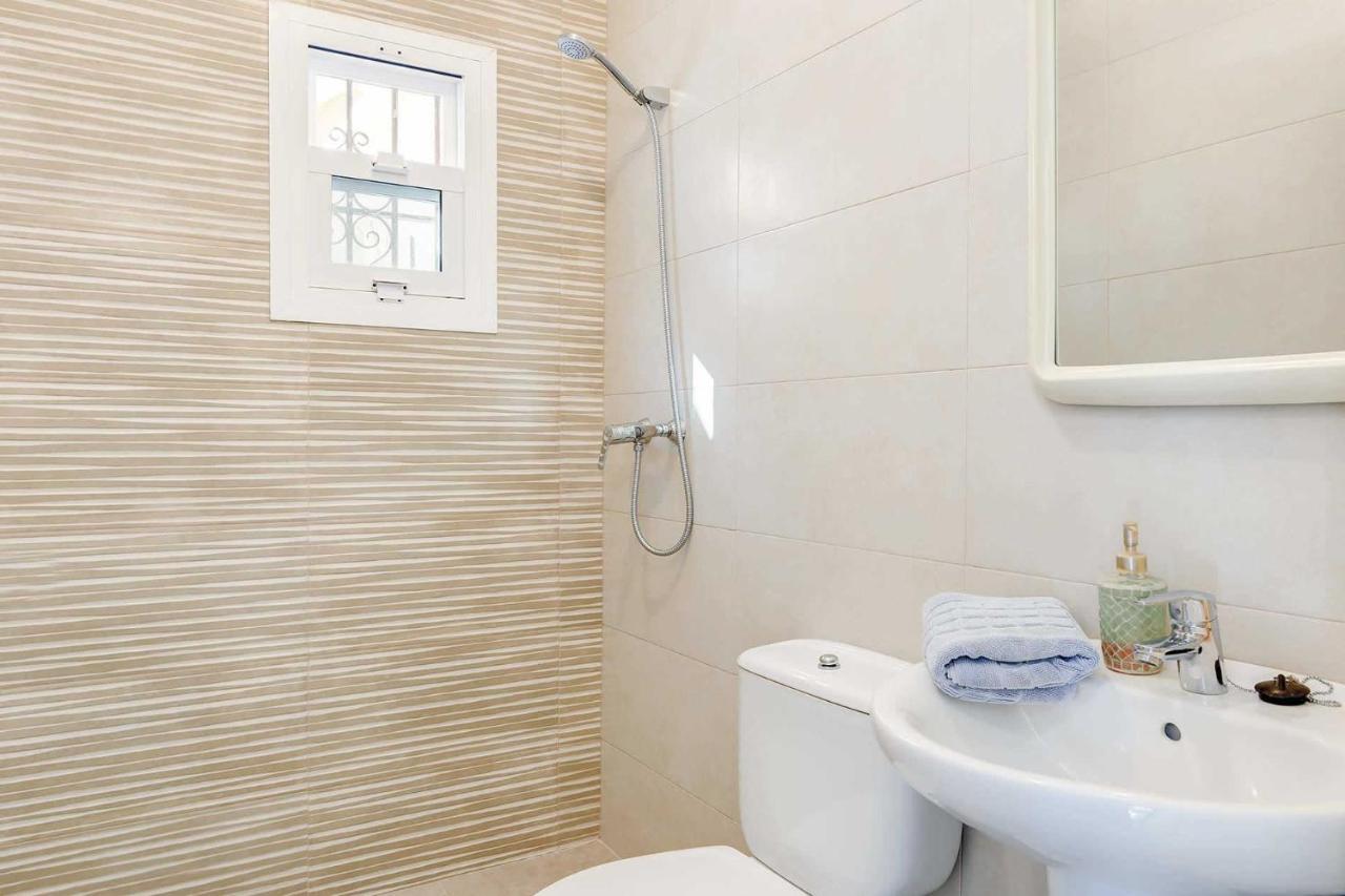 Private Heated Pool, Jacuzzi & 1225M2 Garden In Villa Cipreses Frigiliana Kültér fotó