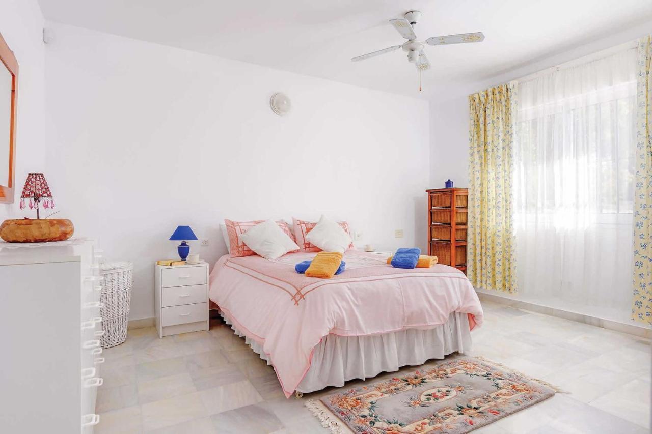 Private Heated Pool, Jacuzzi & 1225M2 Garden In Villa Cipreses Frigiliana Kültér fotó