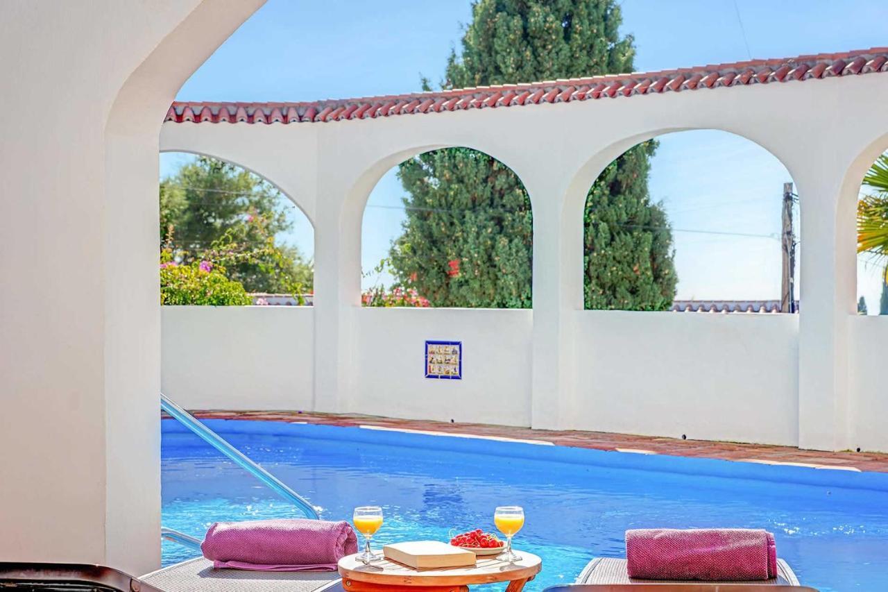 Private Heated Pool, Jacuzzi & 1225M2 Garden In Villa Cipreses Frigiliana Kültér fotó